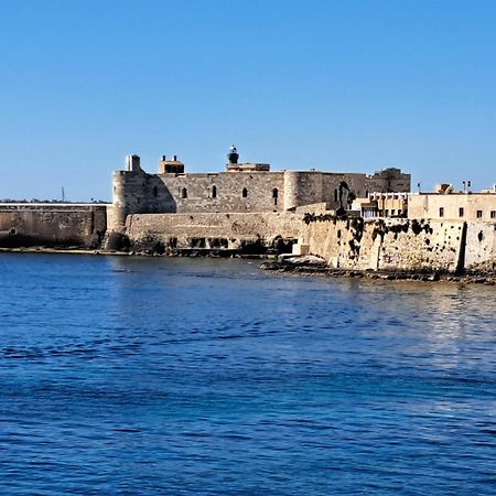 Ortigia L'Antico Dammuso Apartman Szirakúza Kültér fotó